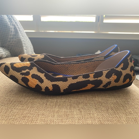 Rothy’s “the Point” flats / size 8 - Picture 3 of 4